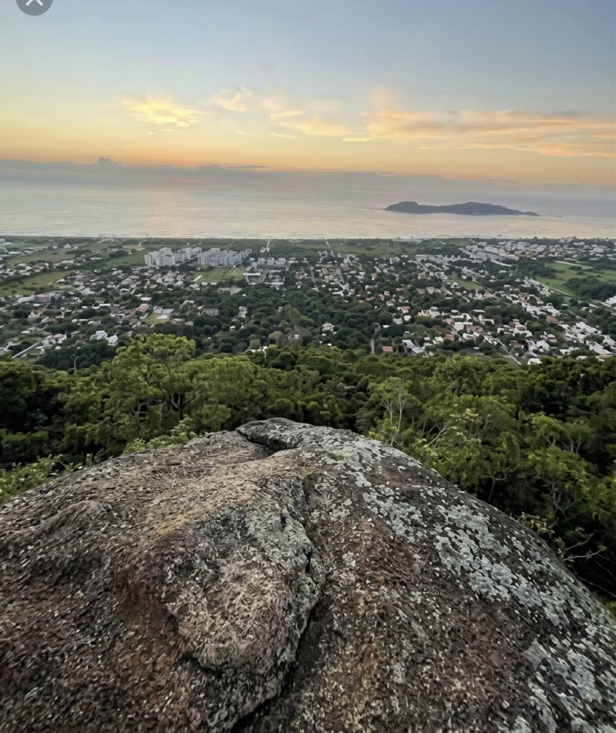 Clamor nas Alturas: Venha Orar Conosco no Morro do Lampião!